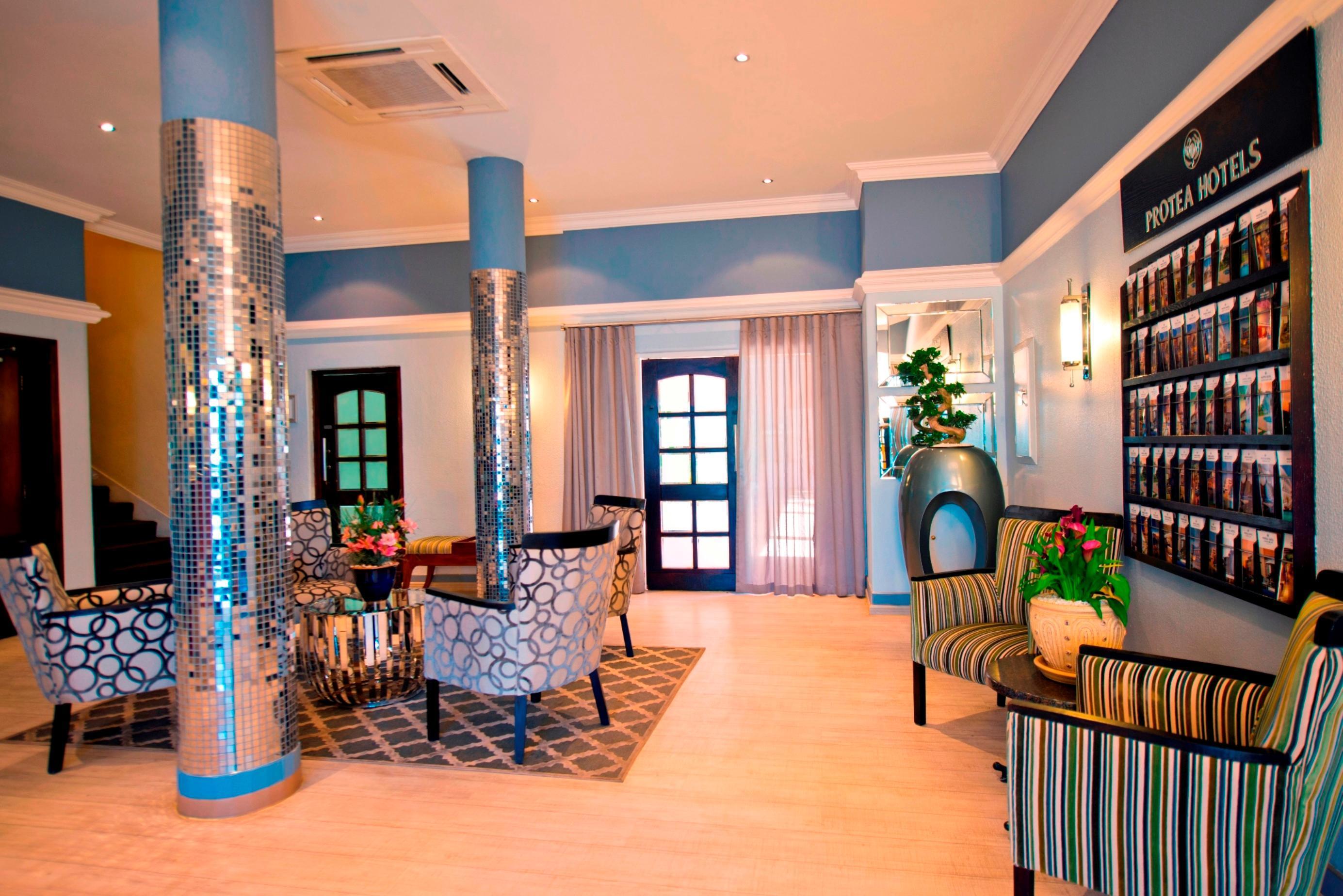 Hotel Thuringerhof Виндхук Экстерьер фото