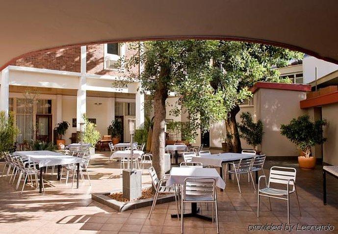 Hotel Thuringerhof Виндхук Экстерьер фото