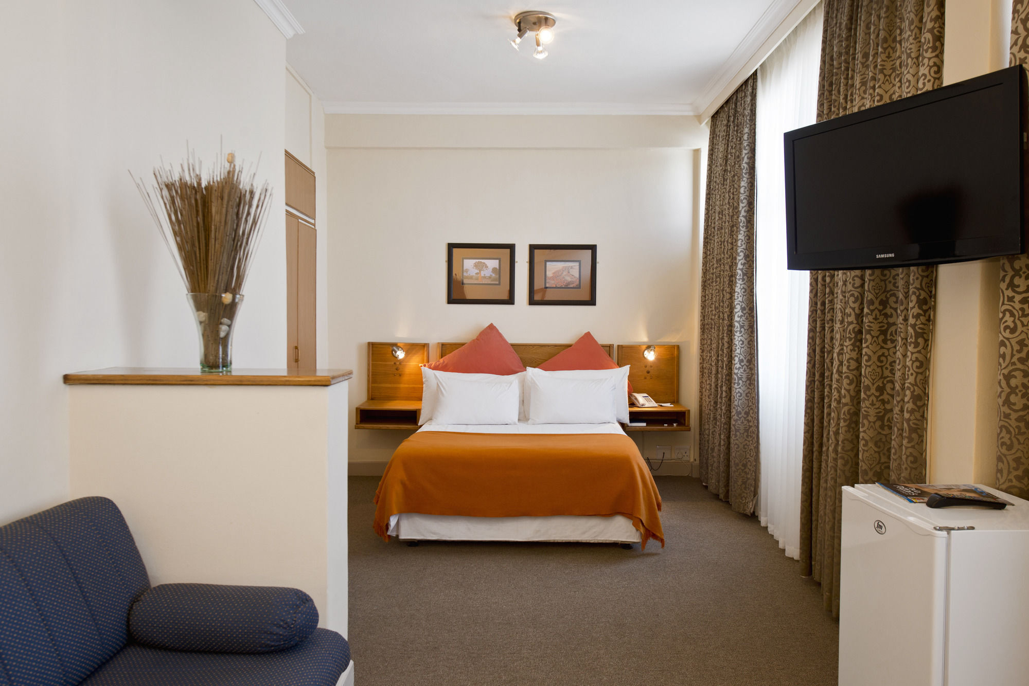 Hotel Thuringerhof Виндхук Экстерьер фото